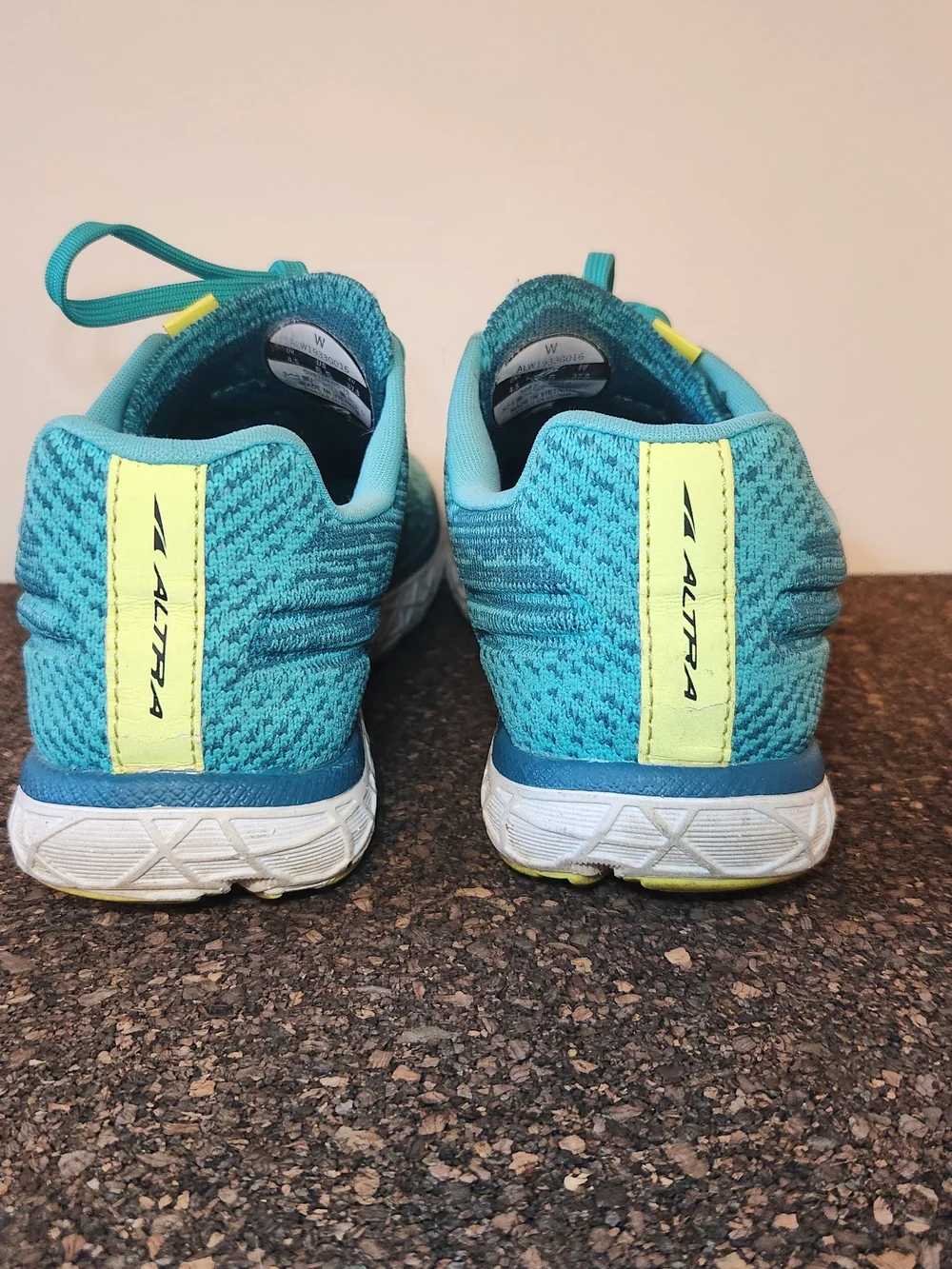 Altra Escalante Running Shoes Womens Size 6.5